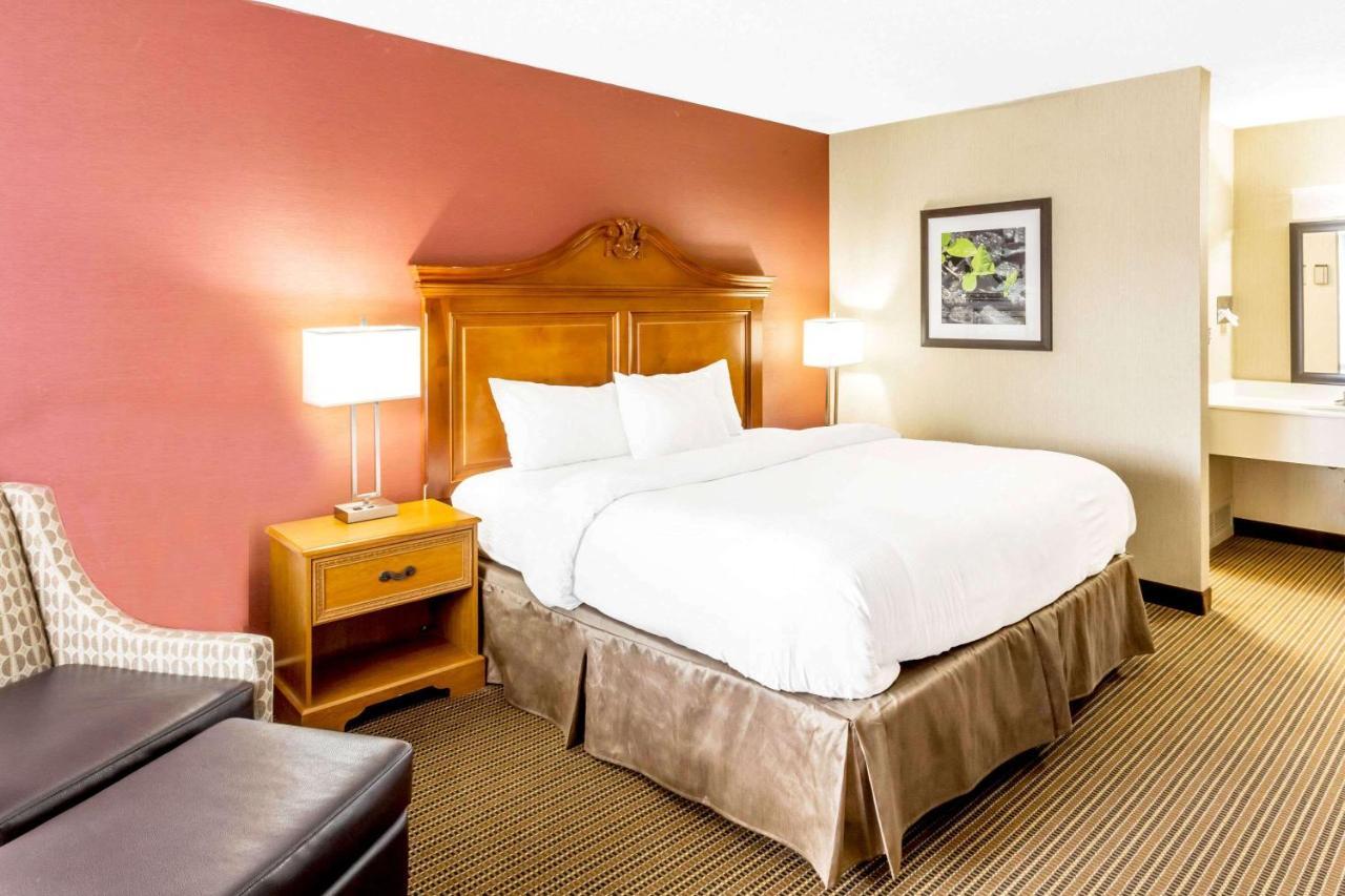 Ramada By Wyndham Salt Lake City North Temple المظهر الخارجي الصورة