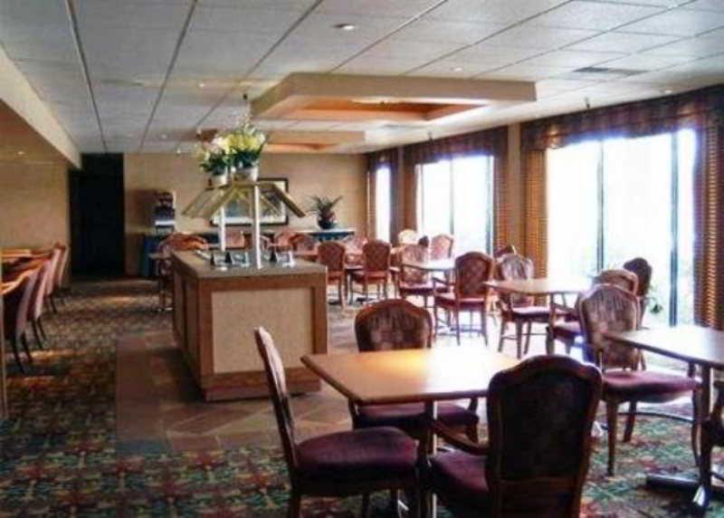 Ramada By Wyndham Salt Lake City North Temple المطعم الصورة