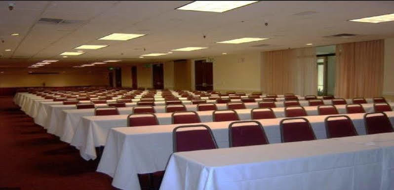 Ramada By Wyndham Salt Lake City North Temple المظهر الخارجي الصورة